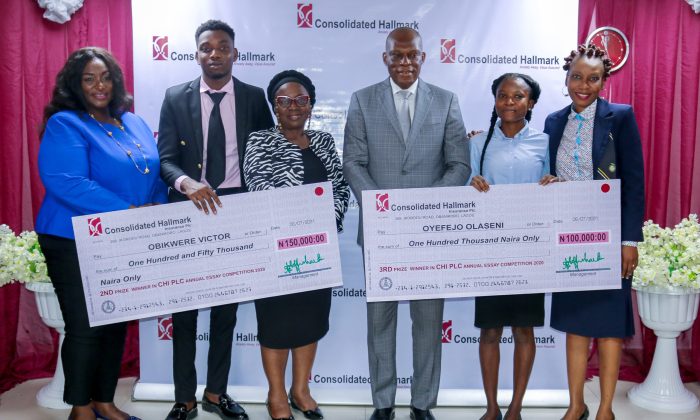 CHI gives Awards to winners of 10th Essay Competition