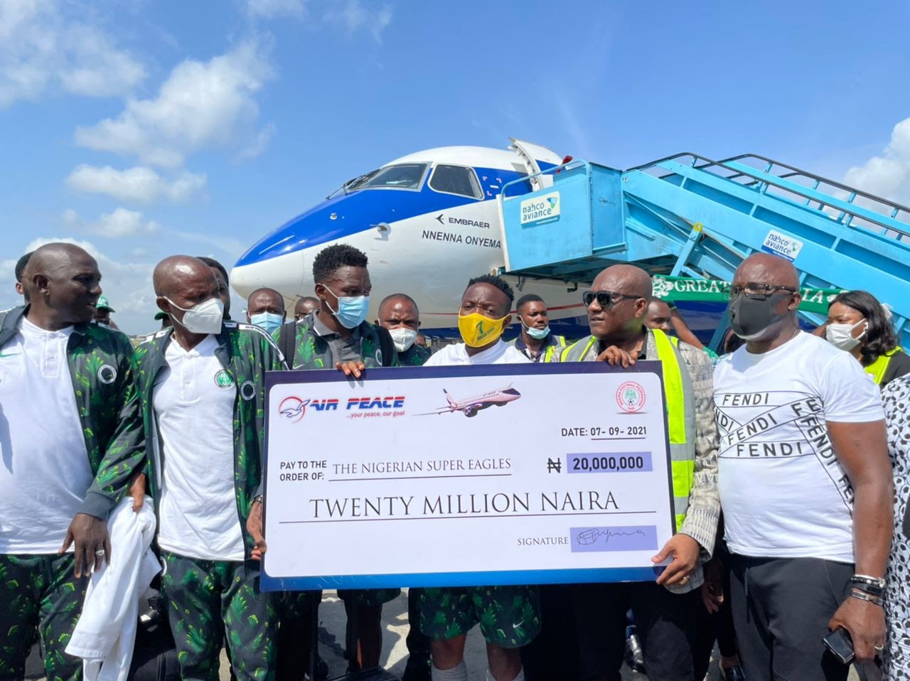 Air Peace boss fulfills cash promise, gives Super Eagles N20m