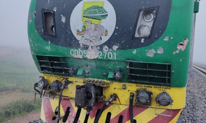 Abuja-Kaduna train attack: Kaduna Govt disburses N18m to families of death victims