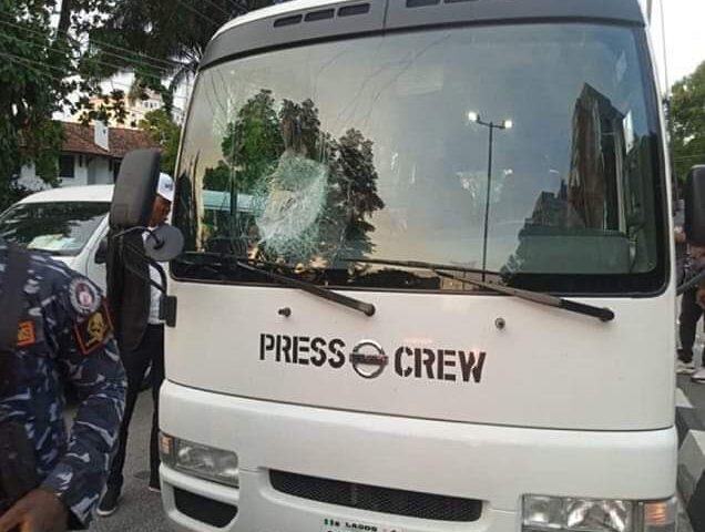 Hoodlums attack Lagos Governor’s Press Crew bus In Tinubu’s Convoy, Two Injured
